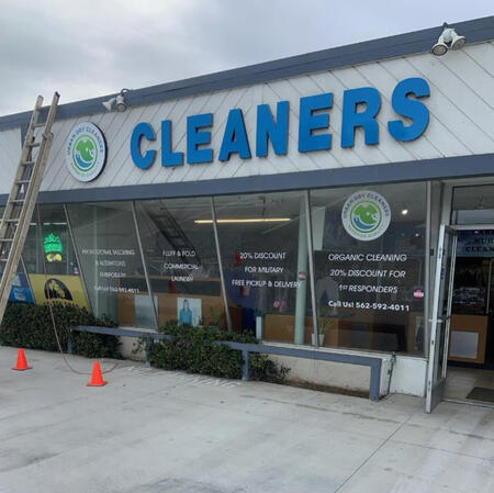 Urban Drycleaners Sunset Beach Location Exterior
